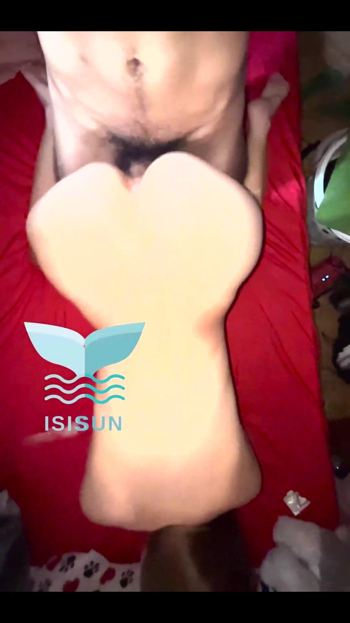 Isis Sun: Die stiefschwester meiner freundin aus chile fickt mich reicher als...