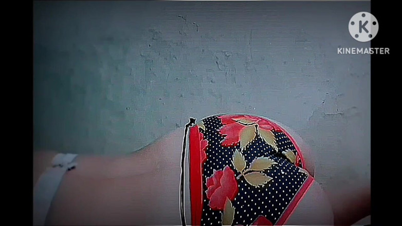 TricolorMusic3: Cette Indienne sexy est seule chez elle. Il ne sait...