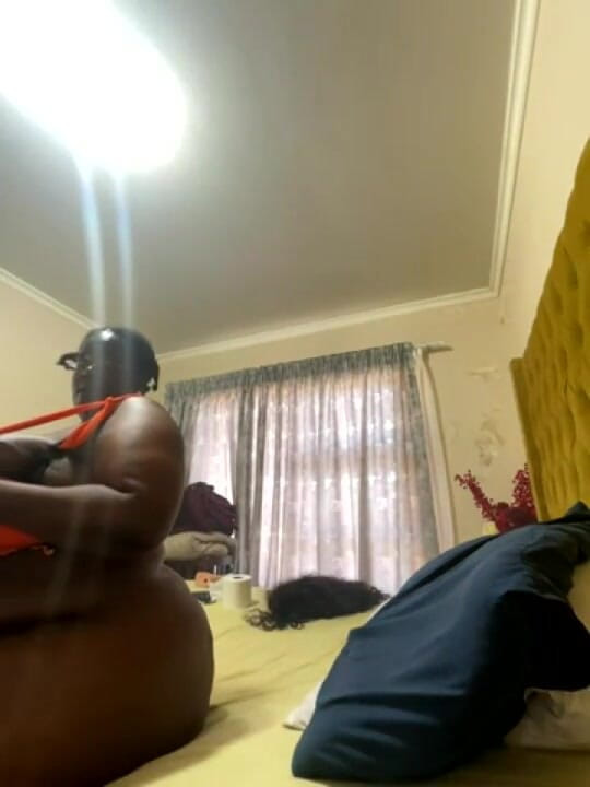 Legendary Booty Overdose: Ebony SSBBW MILF Striptease &amp; Pussyplay