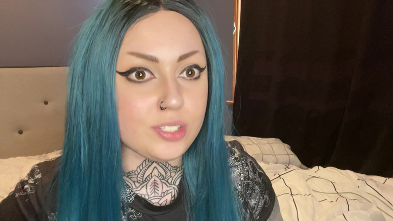 Miss Valentina: Pene pequeño en instrucciones de paja para castidad