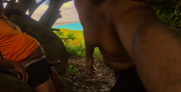 VEN1CIU: Gemuk Gay Mengisap Atau Orang Asing Di Pantai