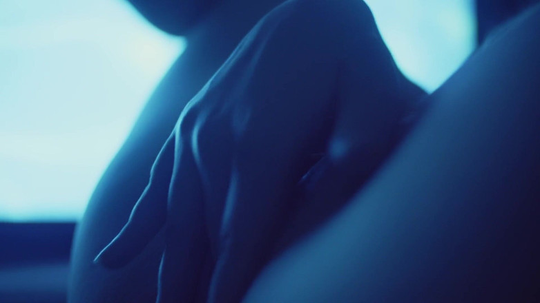 Adalina Smith: Blue mood - zeitlupe, squirting, nahaufnahme