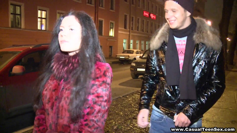 Casual Teen Sex: Przypadkowy seks z przystojnym nieznajomym