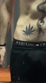 Lelaki Kaukasia Panas