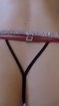 Trav che scuote il suo culo grosso pov
