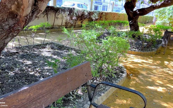 Mya Quinn: Sexo y meo en la ducha en el parque - garganta...