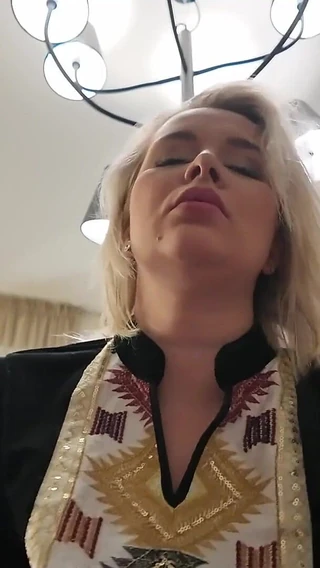 Qombol: Sex with Tall and Big Ass Step Mom Nikky Dream