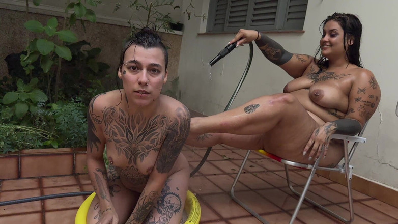 Quente club: Bain De Tuyaux - Vénus Pourrie Et D’louise S’amusent Par Une...