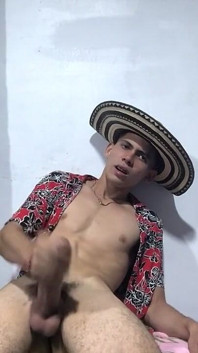 Vaquero Joven Se Masturba En Horas De Descanso
