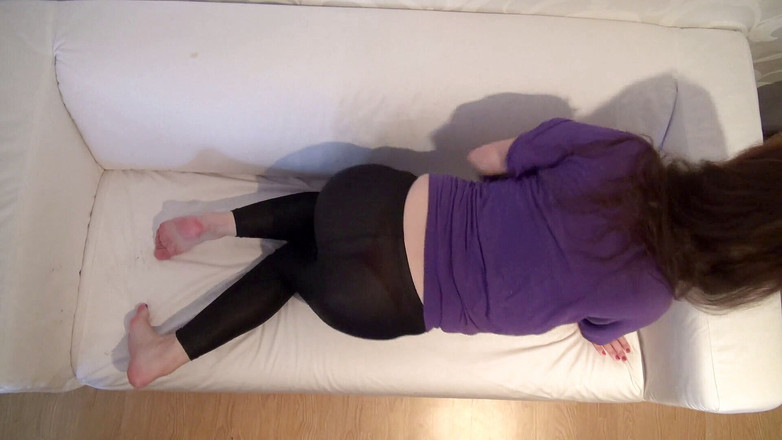 All Those Girlfriends: Awek memikat Kesidy Bella seronok menjolok pepek basahnya