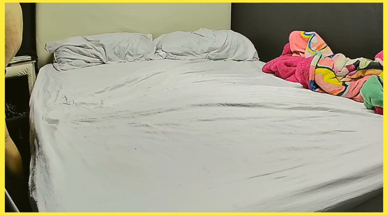 puchis: Puchis - My Boss's Big Ass Visits Me in My Room