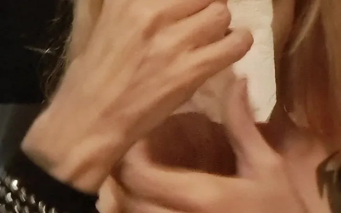 PandoraSG: Snot and Nose Blowing Sounds