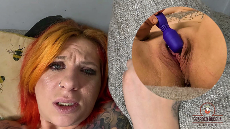 Bearded Buddha: Tattooed Redhead Solo Masturbation Scarlett Love Fucks Her Hairy Pussy...