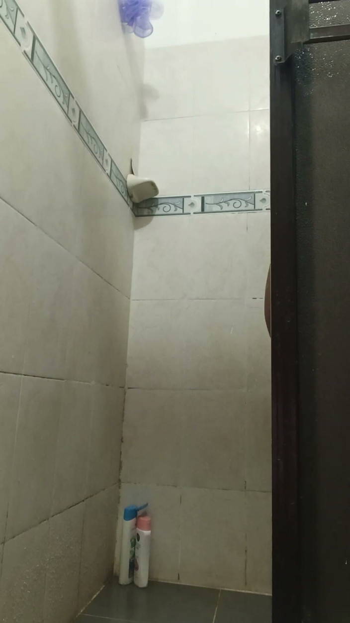 SANTIXXX19CM: BBC Black Guy Masturbates in the Shower - Amateur Big Dick