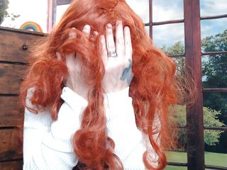 TLC 1992: Chuyển đổi con riêng tóc đỏ mọt sách