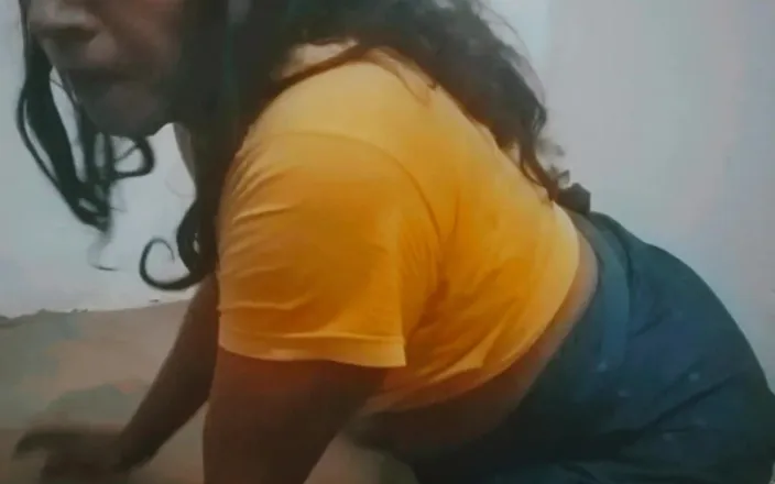Tsvicky hot show: Big Ass Showing