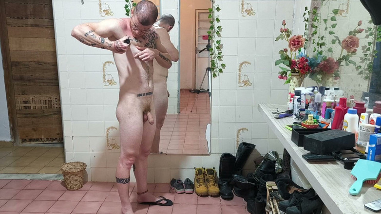 carmonaoficial: Smooth or Hairy?