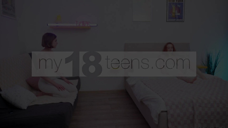 My 18 Teens: My18teens - remaja lesbian yang cantik mengongkek antara satu sama lain...