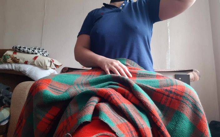 Lesbian-illusion: My Shy Stepsister Licks My Pussy Under the Blanket