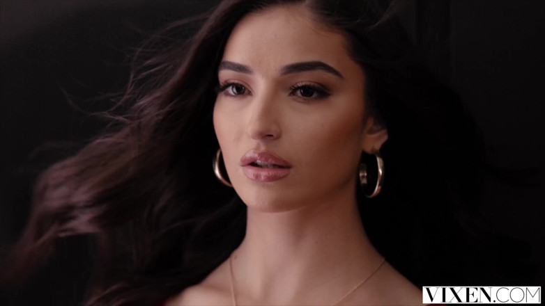 Vixen: Vixen hýčkané modelky chtějí od SugarDaddy víc