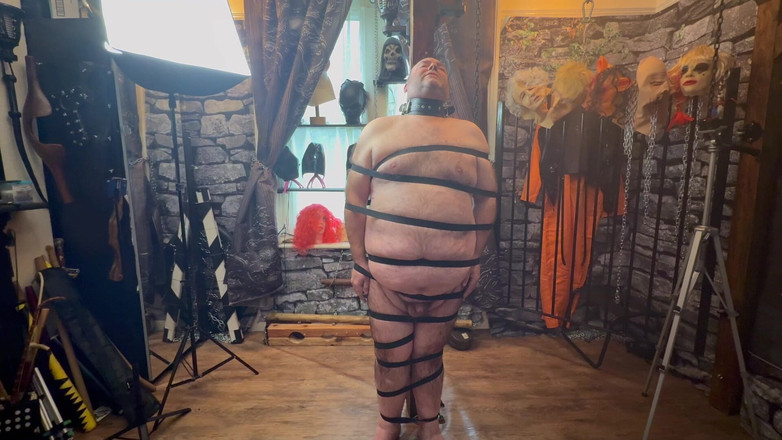 Aaexperiencesltd: Parte 1: - Domina segura Booboo na masmorra.