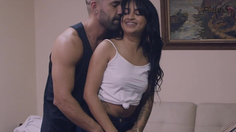 Plenna Filmes: Ajuda Na Mudança Vira Noite De Sexo Intenso E Cheio...