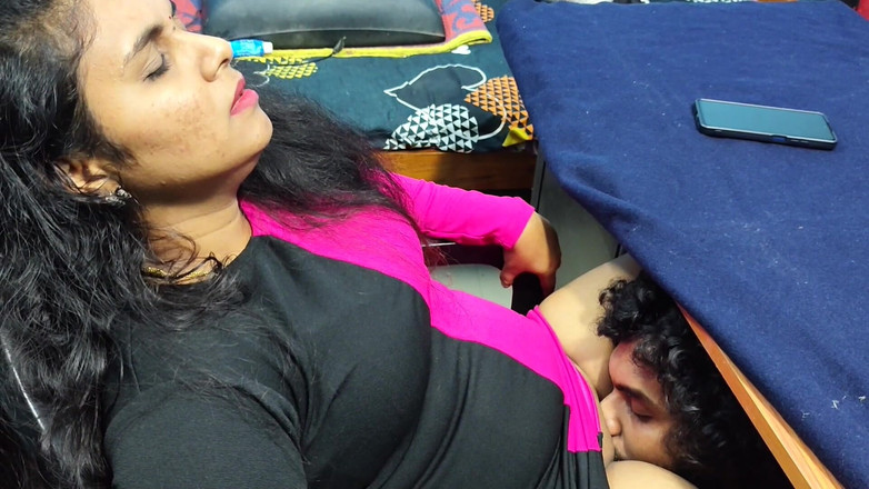 Vaigavarun45: बॉस को समझाने के लिए ऑफिस के कमरे में लेडी बॉस और पुरुष स्टाफ की हॉट चुदाई