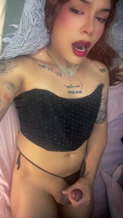 Big Cumshot Latina Trans Giirl