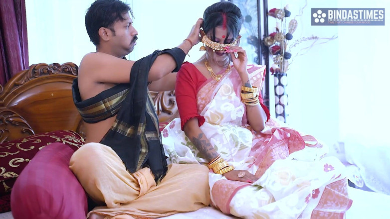 Cine Flix Media: India Jamidaar Babu follada hardcore con su esposa y preñada,...