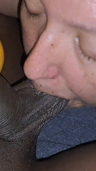 Szarpanie BBC z grejpfrutem ssacy jego jaja