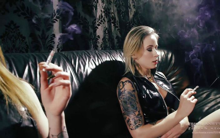 Cruel Anettes fetish world: Fumante mangiatrice di sigarette