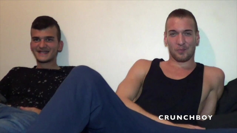 French Twinks Amator videos: Malvada follada a pelo por twink