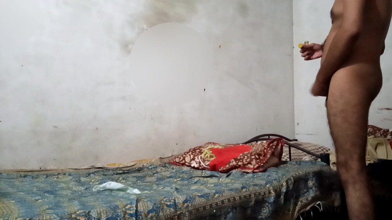 Khani: भारतीय देसी प्रेमिका अपने प्रेमी को रोमांस के लिए बहकाती है देसी घर का बना वीडियो