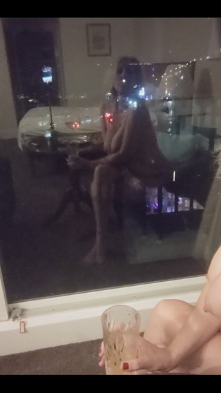 Maggie Moon: Trying to Be a Little Bit Arty with My Reflection...