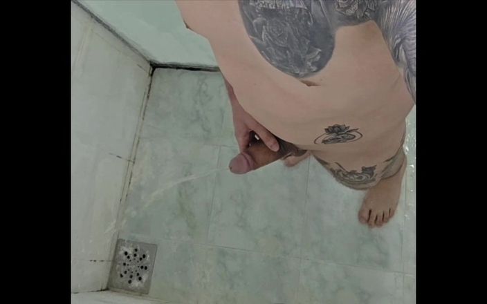 Lkdick8: Fétiche du pipi