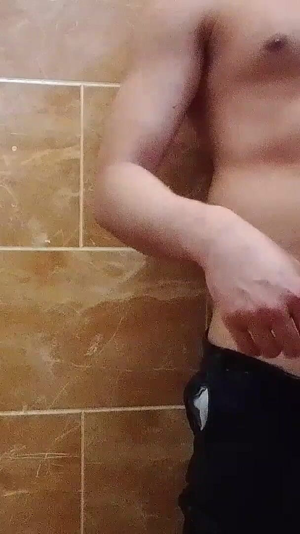 HemoShovel: Look How the Bad Boy Is Dancing with His Penis...