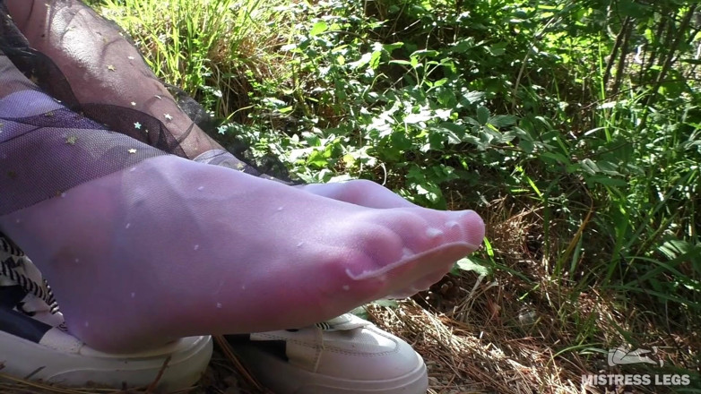 Mistress Legs: Cute Soles and Toes Wiggling in White Nylon Socks in...