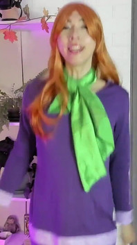 Puv Daphne Cosplay Burping soutěž se Scooby