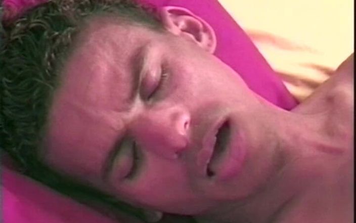 Gay 90's Vintage Porn: Mężczyźni Zagubieni w rytmie odbytu # 5