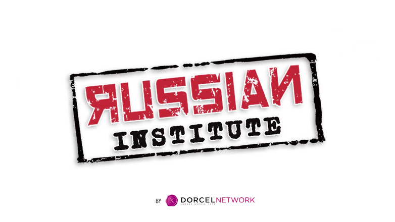 Russian Institute: Таємний швидкий секс у лісі з Розою Валері