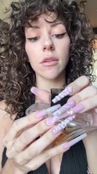 Asmr Parfüm Şişesi