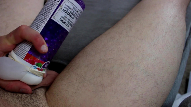 Bigbadfriendlyguy: J’ai baisé 10 jouets sexuels maison