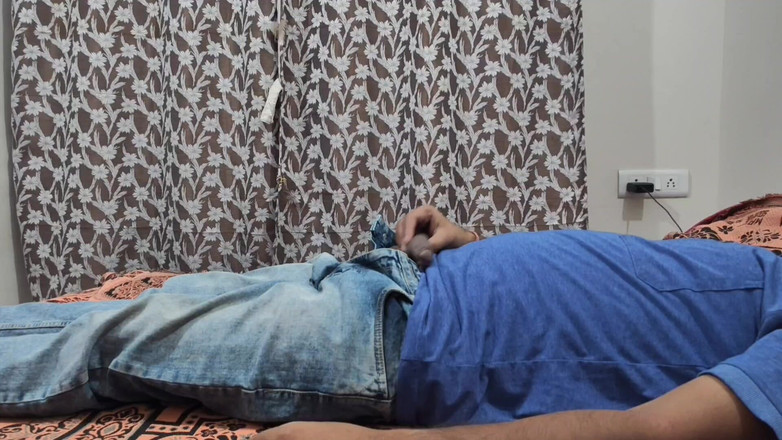 Mumbai Ashu: Enormes tetas, culona india desnuda por cuñado y follada