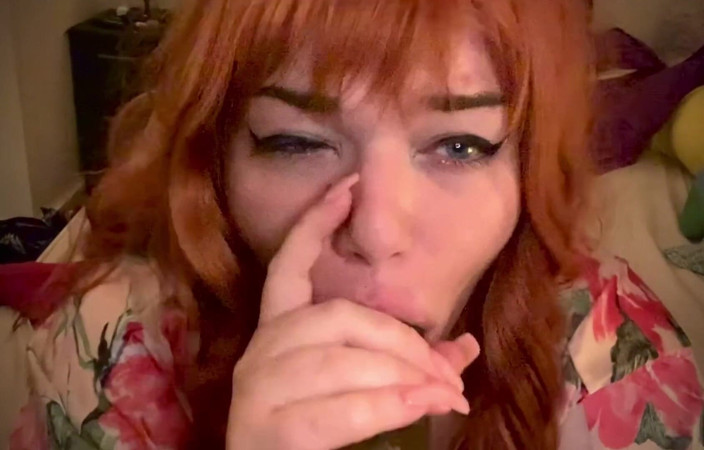 LexxiBakk: Ginger BBC gesichtsfick für stiefpapi
