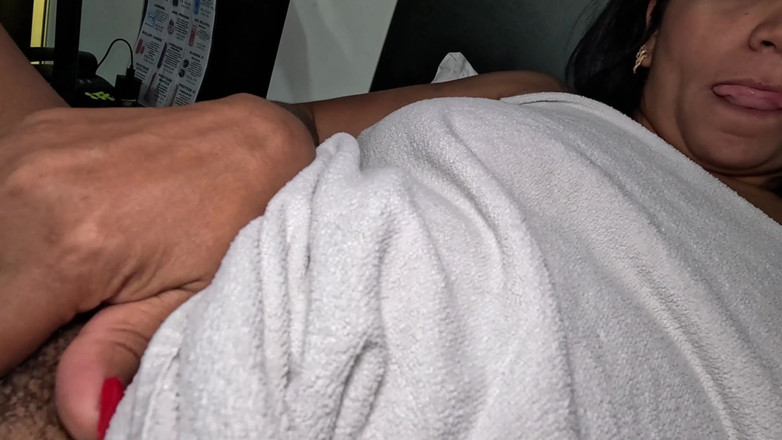 Bananas Brazil: मोटल दा पुतारिया: दोस्त, ट्रांस और उसके मुंह में सह!