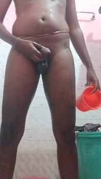 Tamil10inchesbbc seksi banyo gösterisi