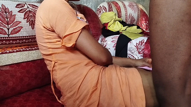 Deshi women: I Found My Stepsister Alone and She Had Anal Sex...