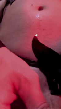 Io sarò da te di notte per ottenere tutto il tuo sperma e ti ricompenserò per esso