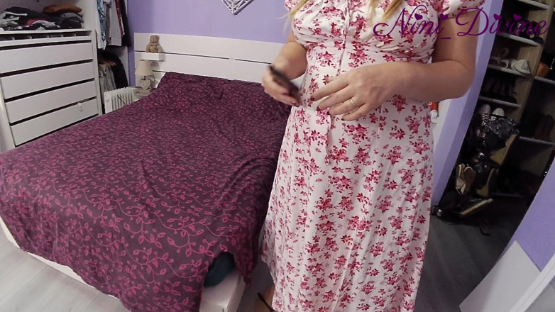 Nini Divine: Sudut Pandang: Ibu tiri saya yang sangat semula jadi buat...