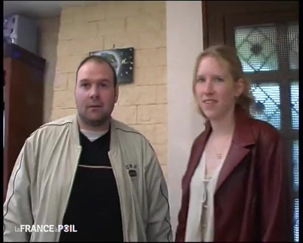 Rue Chaude: Emilie zeigt sich zu ihrem ersten casting mit ihrer kleinen...